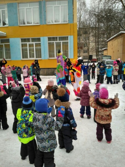 Воспитанники  дошкольного отделения побывали на масленичных гуляньях